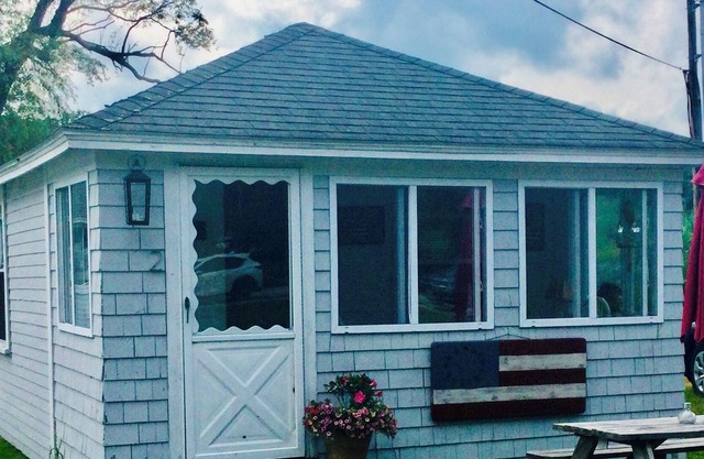 Cute cottage has everything you’ll need for a great stay at Pirates Cove beach.