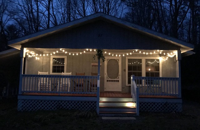 Cute Cottage, Pet and Family Friendly, Reduced Rates for Longer Term Rentals