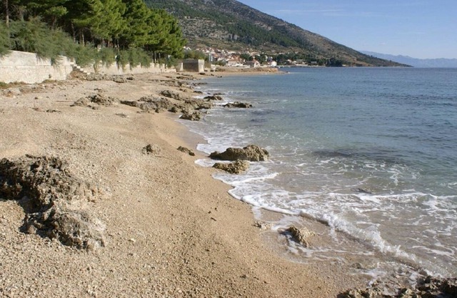 Cvita - 150 m From Pebble Beach - SA1