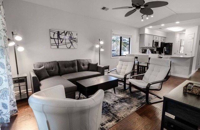 Cypress Bay Little River 2BR Local Getaway + Pool! | Cypress Bay EE15