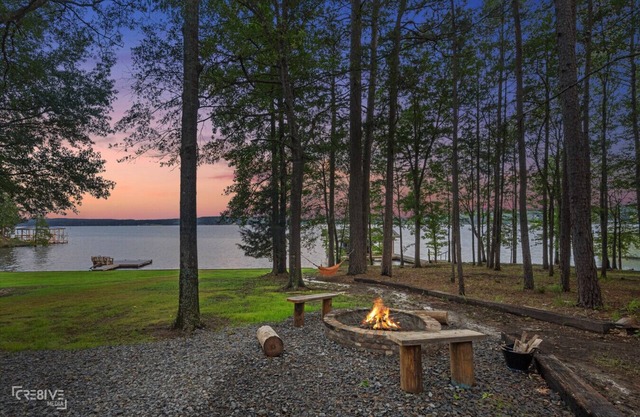 Cypress Bungalow on Lake Claiborne +RV pad