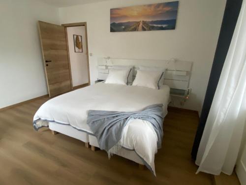D-012 Bel appart et balcon climatisé parking privé gratuit sur demande