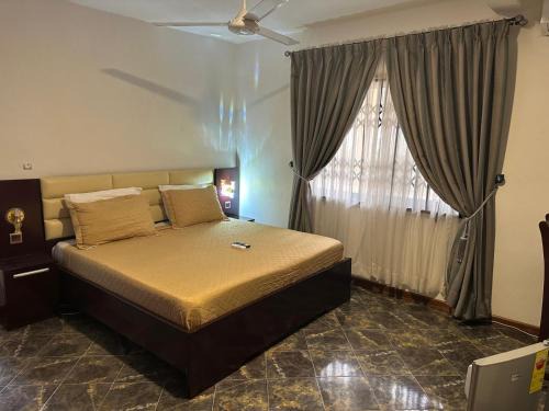 D Barfi Guesthouse, excellent location