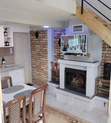 D&M Apartman Dojkinci