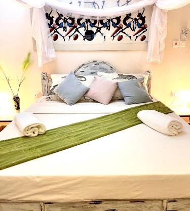 DADA Luxury Suites Beachfront Tropical Paradise