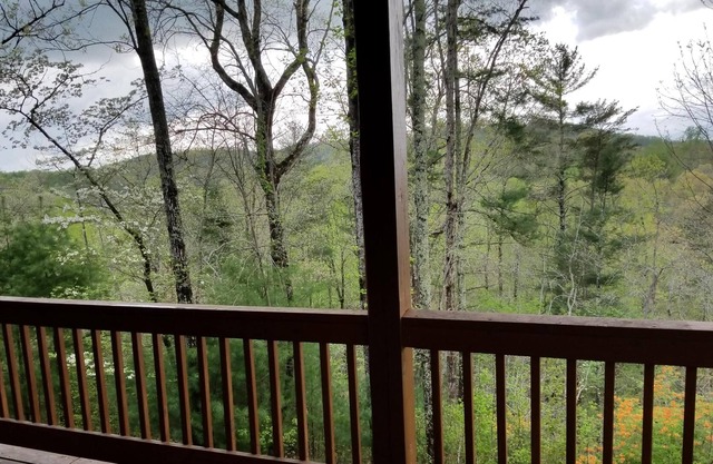 Dahlonega -SPECTACULAR mountain view