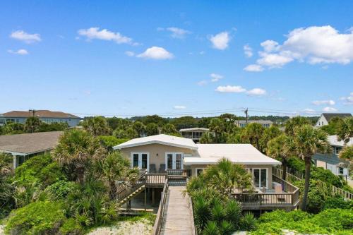 Dale's Coastal Retreat Pet Friendly w/Ocean Views