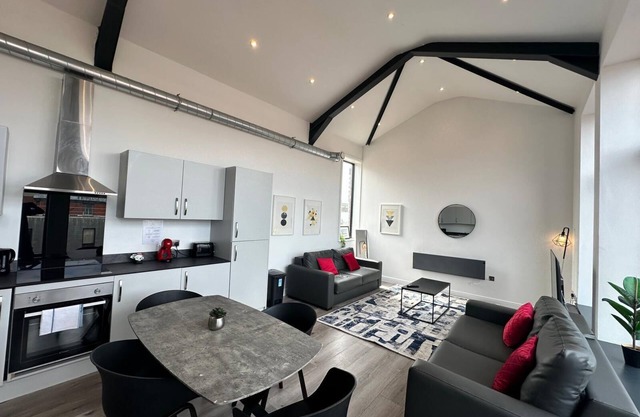 Dale Street Liverpool By Beehosting