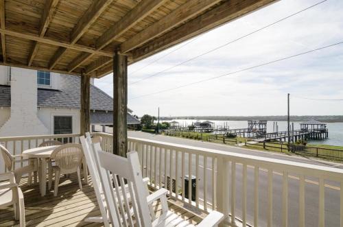 Dalton by Bryant Real Estate