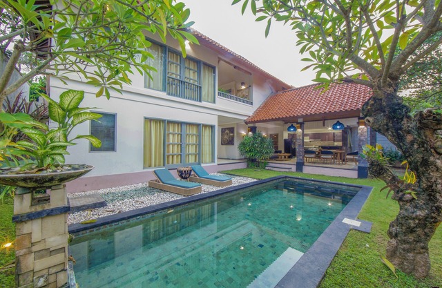 Dampati Villas