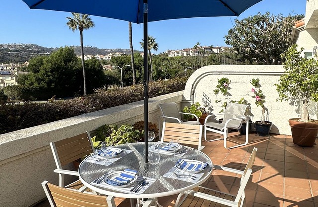 Dana Point Luxury Condo 5 minutes from Beach with Ocean View