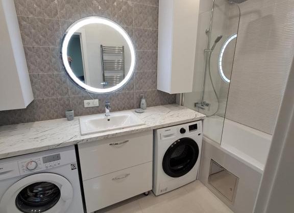 Dansicons apartament Decebal 99D