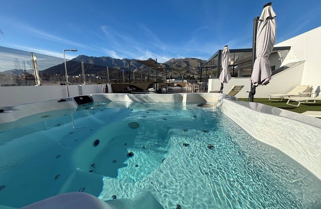 DAOS Suites Terrace Marbella