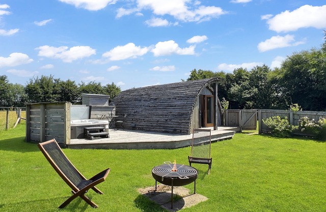 Dartmoor View Log Cabin, near North Molton