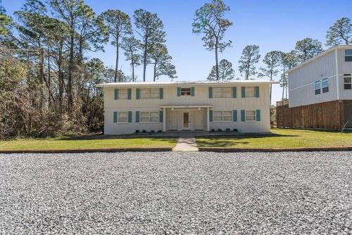 Dauphin Island Condos Near the Beach - Unit 1