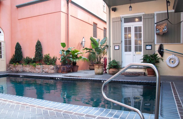 Dauphine Orleans Hotel