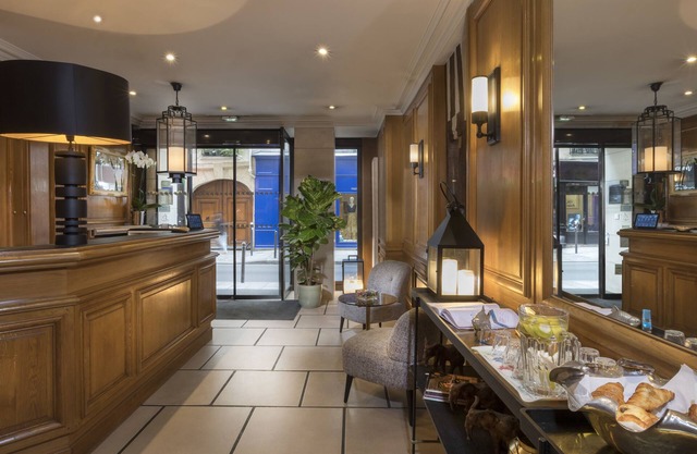 Dauphine Saint Germain Hotel