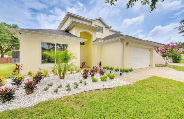 Davenport Home w/Pool: Near Disney Parks + Golf!n