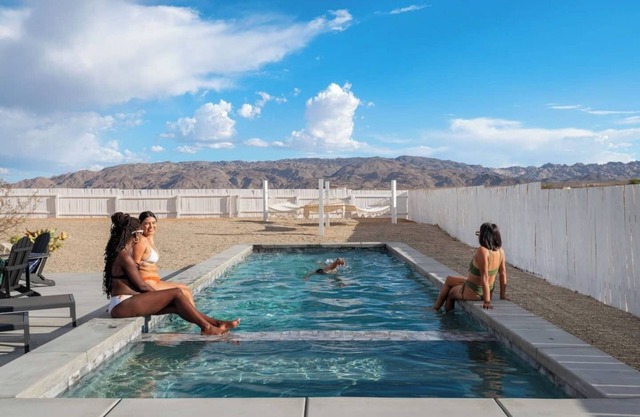Daydream: Spa Home With Pool Near Joshua Tree