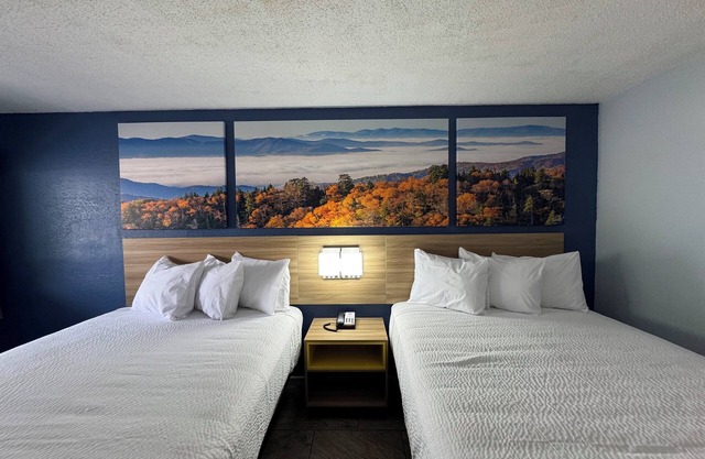 Days Inn by Wyndham Charlotte University