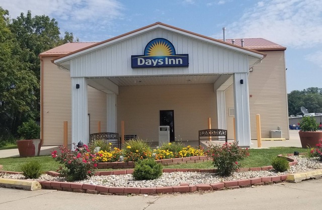 Days Inn by Wyndham Springfield