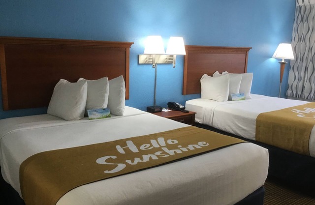 Days Inn & Suites by Wyndham Tallahassee Conf Center I-10