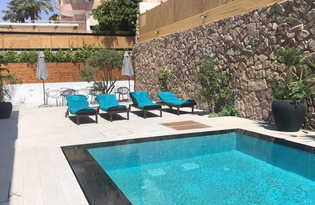 Dazzling Villa Built in Contemporary Style