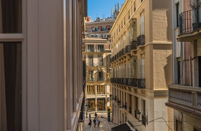 Debambú Larios