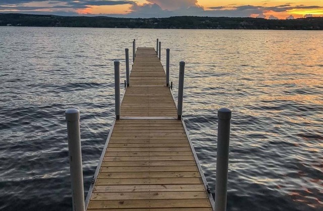 Deep Run Fun - Luxury Lake Life