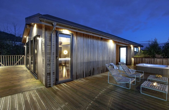 Deer Leap, Strawberryfield Park - a lodge that sleeps 2 guests in 1 bedroom