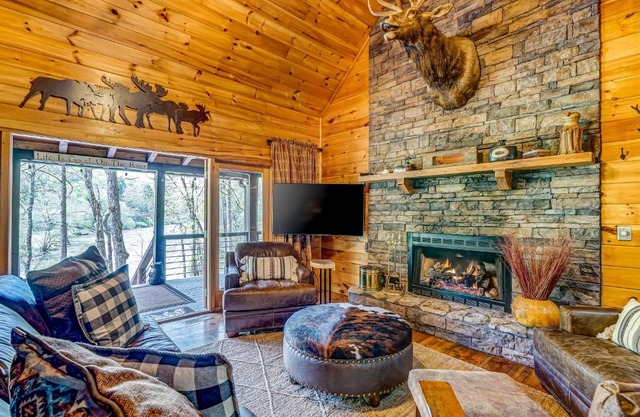Deer River Lodge