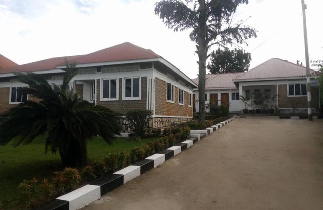 DEEVA Country Home