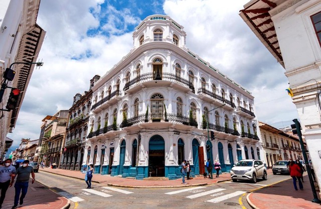 Del Parque Hotel & Suites