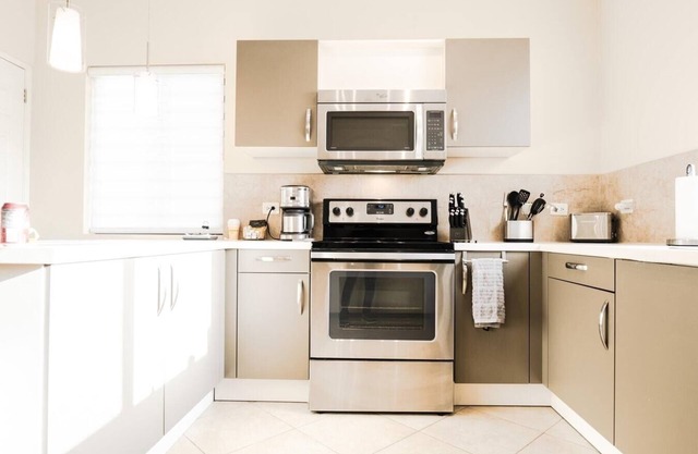Deluxe 2-bdr condo in Gold Coast - Malmok/Au~248C