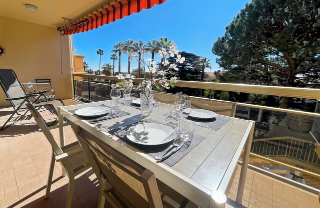 Deluxe 2 bedroom apartment