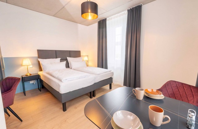 Deluxe double room # 1 - The Adler by Dilpert