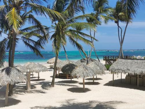 DELUXE VILLAS LOS CORALES BEACH & SPA - best price for vacation rental