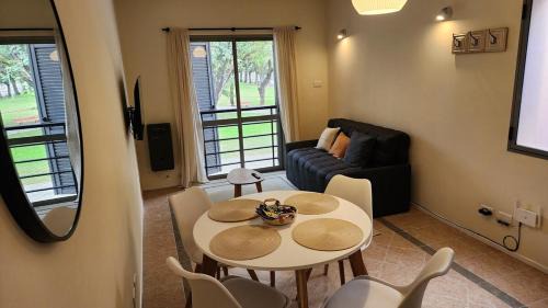Departamento moderno con vista única a Plaza Sarmiento