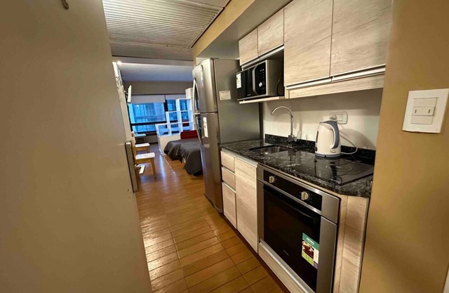 Departamento con cocina en el centro