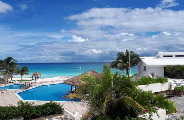 Departamentos al lado del mar en Zona Hotelera (Cancun)