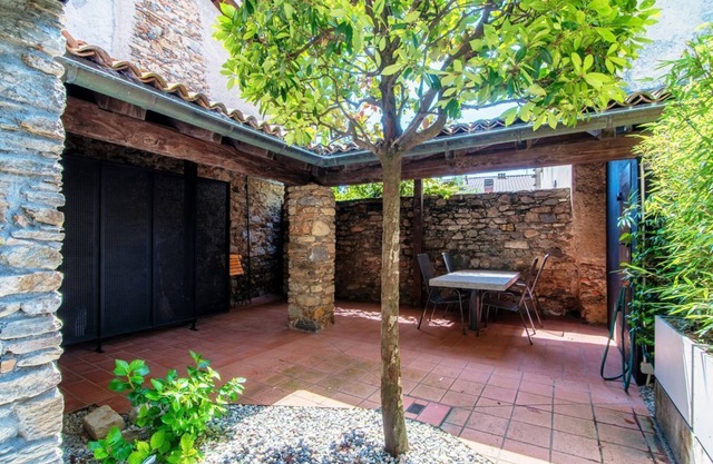 Design house on three levels (Casa Brocchi)