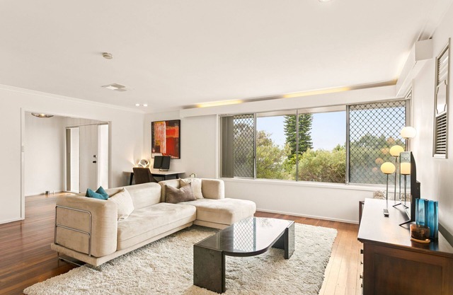 Designed Stay-Convenient, Coastal, Comfortable