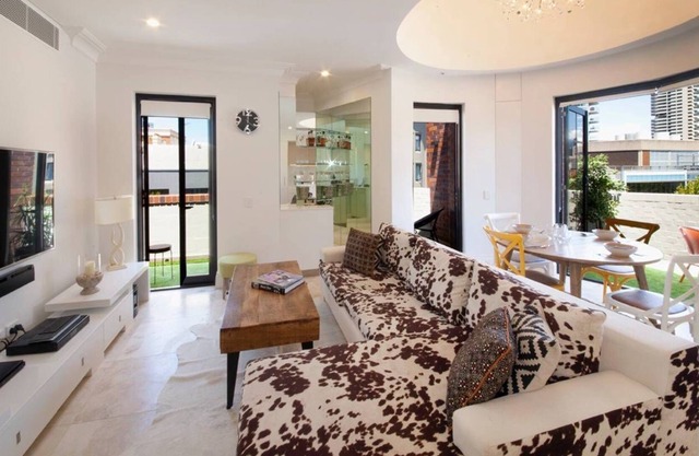 Designer Penthouse in Potts Point with Sydney City Views