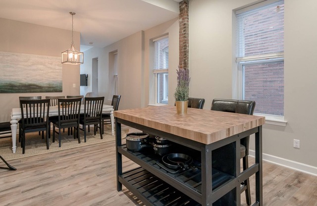 Designer Townhome 1 of 2 | LEFT SIDE | JZ Vacation Rentals