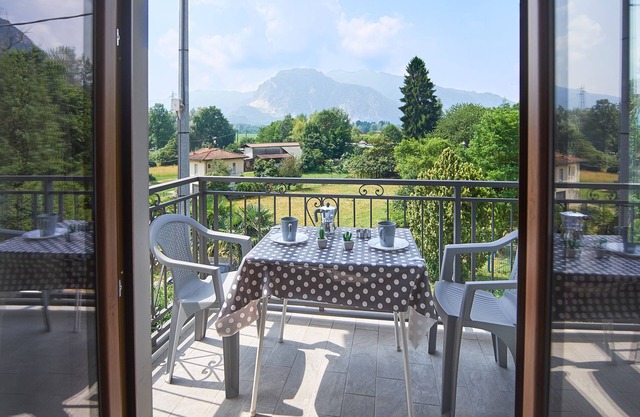 Detached Gianni cottage near Lake Maggiore and Lake Mergozzo