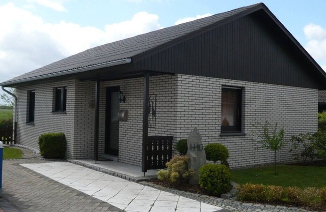 Detached holiday home in Eckwarderhörne, with unobstructed views of the dike