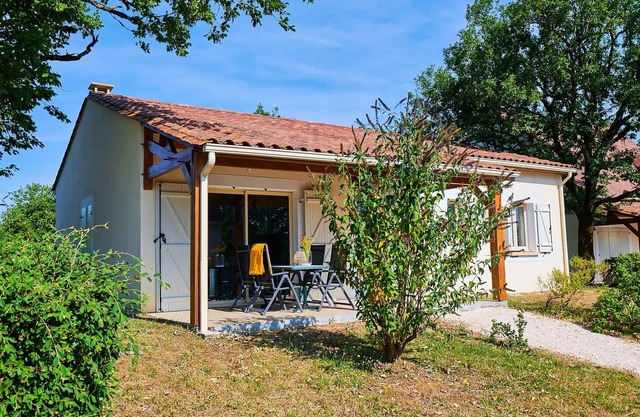 Detached villa, 1 bathroom, sleeps 6