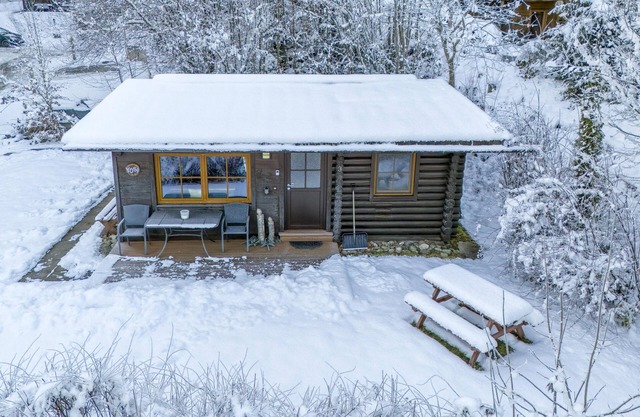 Detached wooden chalet with panoramic views