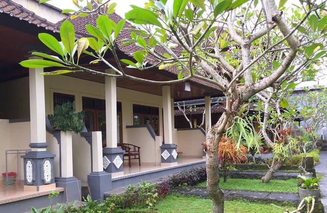 Detri Inn