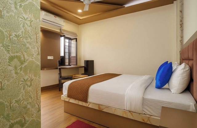 Devdarshan Hotel And Restaurant